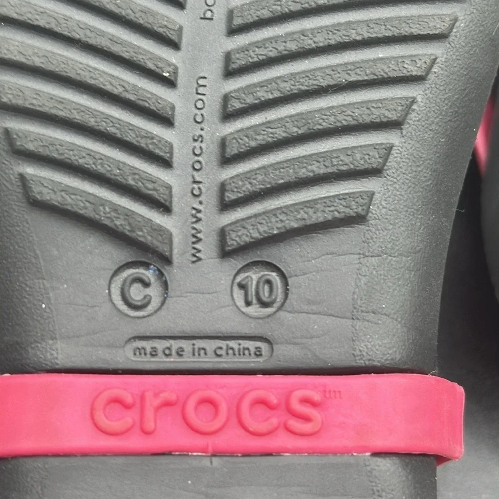 girls Crocs Aliana raspberry & black jeweled sandals size 10